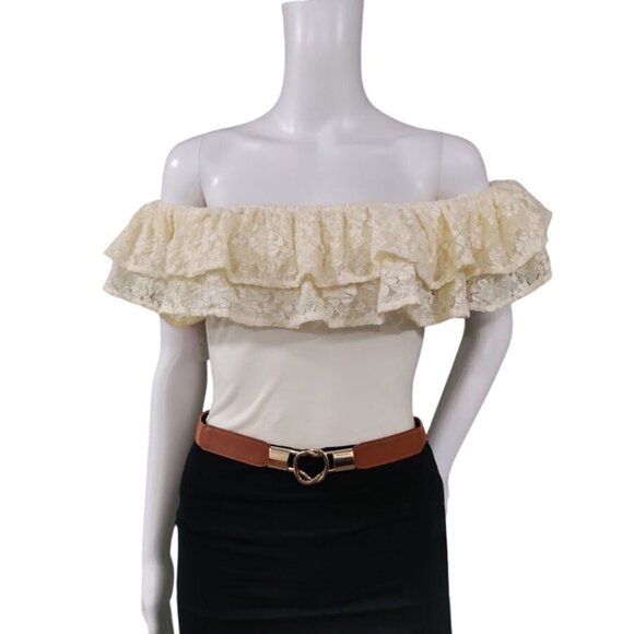 Coco + Jaimeson OffShoulder Lace Ruffle Cream Bodysuit Boho Festive Whimsy Small - Picture 1 of 11